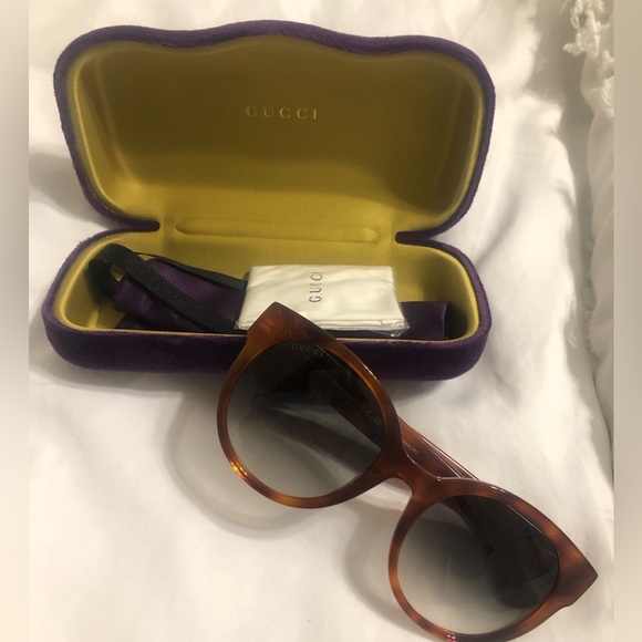 Gucci 54mm Round Sunglasses - Picture 6 of 7